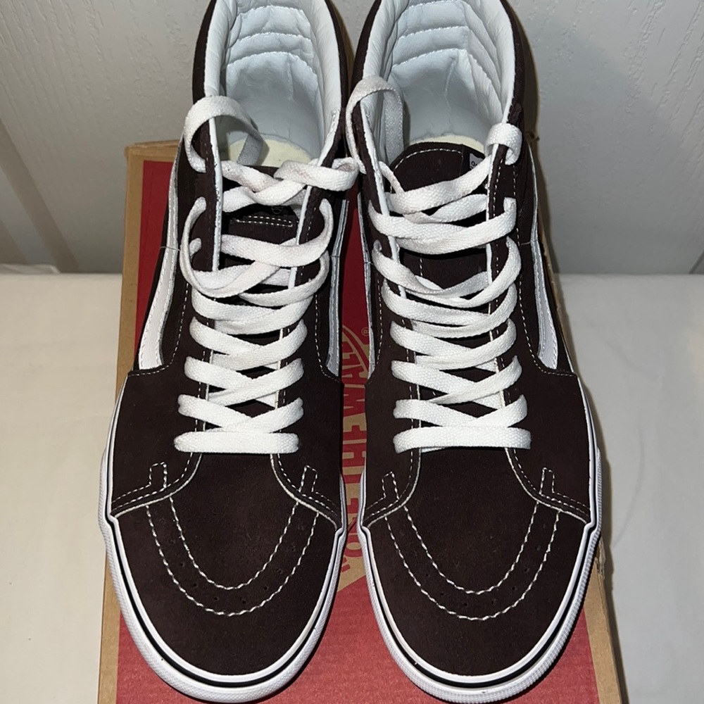 ***SOLD***Vans High Chocolate and White EUC